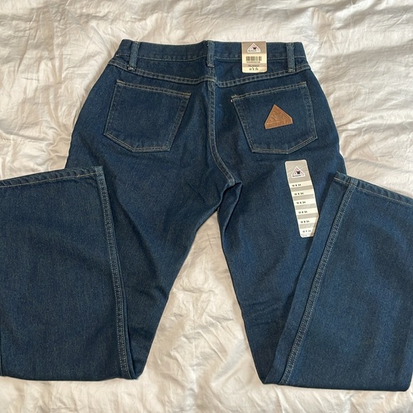 NWT Bulwark Flame Resistant Jeans (FR) - Picture 6 of 9